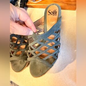 Sofft  Green Crisscross Mules